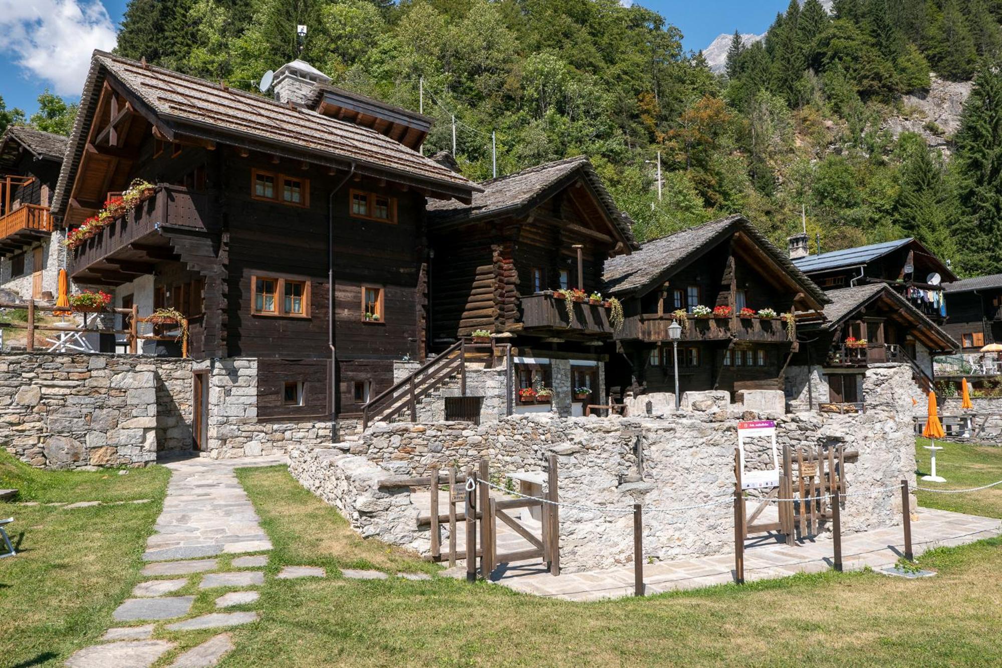 Apartments Incanto Walser Macugnaga Εξωτερικό φωτογραφία